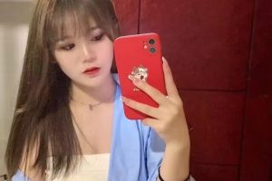 可盐可甜的小姐姐