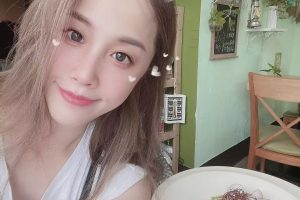  真胸颜值高的妹纸（可上门）