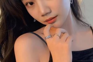 丝袜调情 漫游胸推