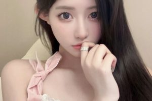 00后大胸白虎小嫩