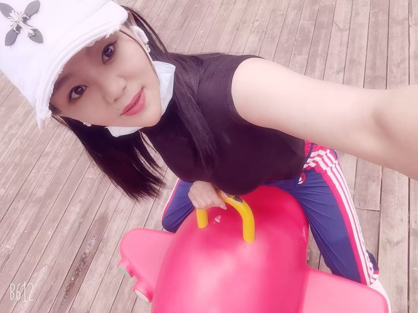 大兴个人极品小活服务型，女孩身材苗条性感