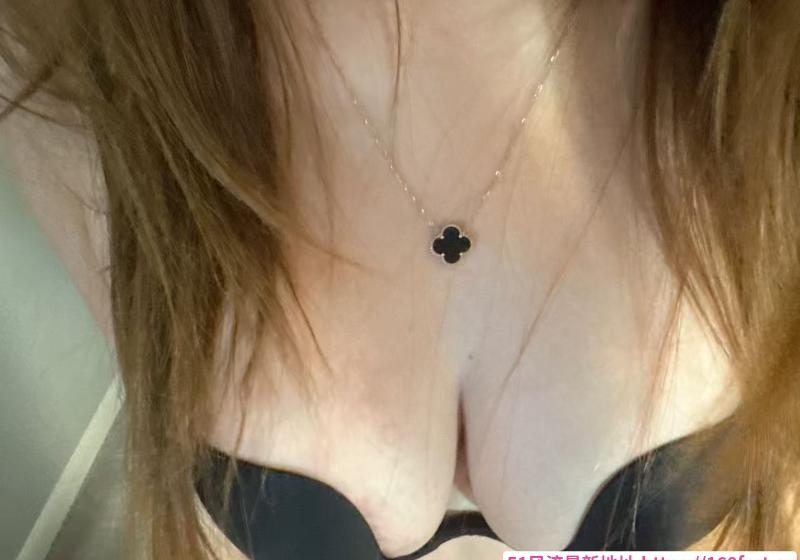 普陀美背小甜心